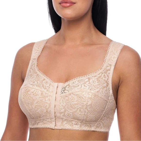 Lot of 3 Frugue Bras 2 Minimizer 1 Back Support.The first 2 are NWT 3rd NWOT 46F - Picture 8 of 11